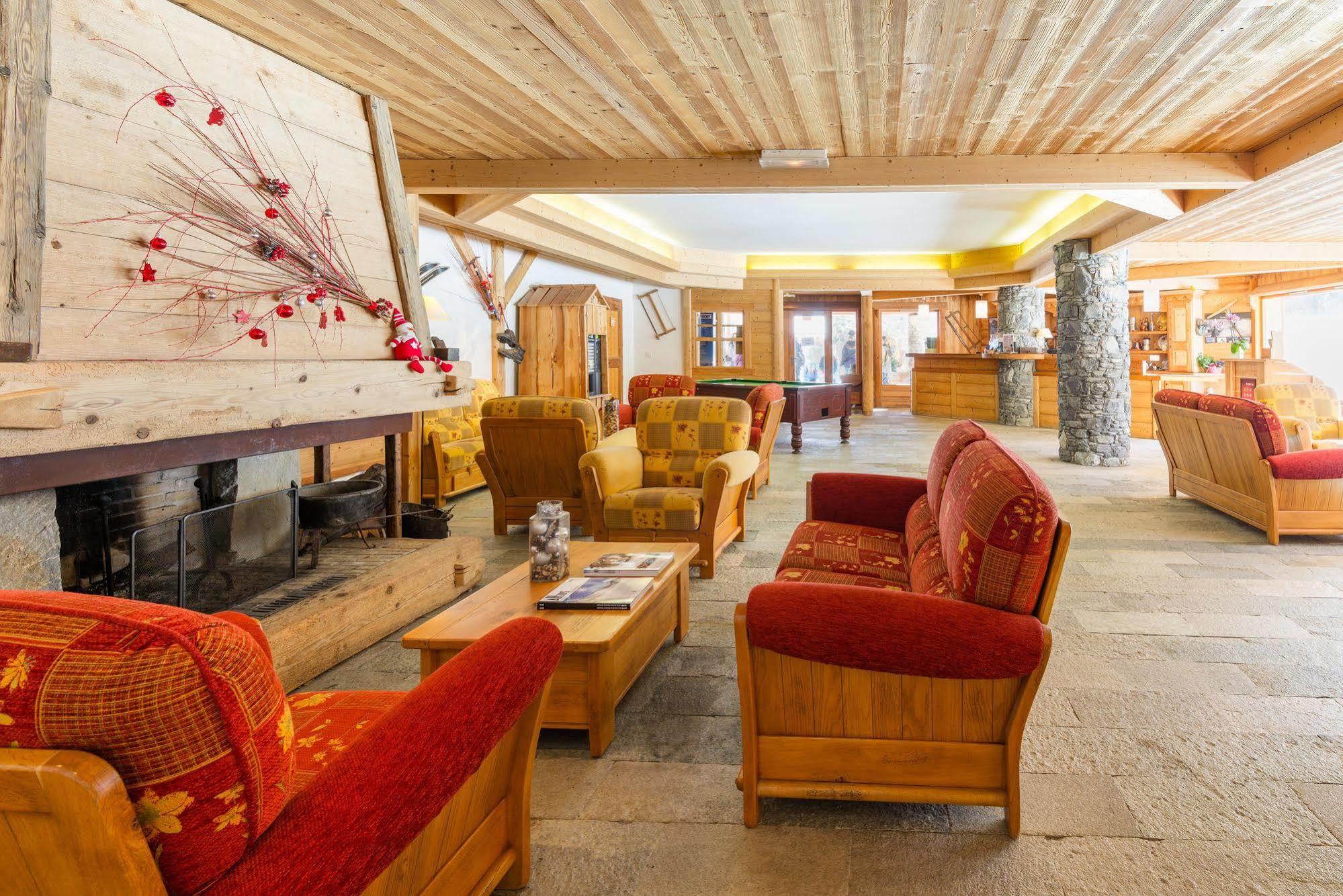 Lagrange Vacances Le Hameau Du Rocher Blanc Serre Chevalier Bagian luar foto